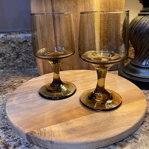 Set of 2 - Vintage Libbey Tawny Accent Wine Glasses